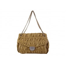 Prada reliéfní kožená kabelka přes rameno Nappa hořčicová