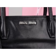 Kožená kabelka Miu Miu Glazed Tote černá