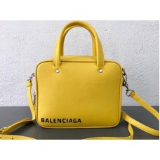Balenciaga trojúhelníková čtvercová kabelka XS žlutá 513995c8k021004