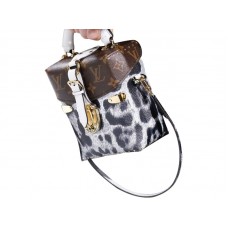 Plátěný box na fotoaparát Louis Vuitton Monogram bílý