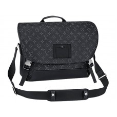 Kabelka Louis Vuitton Monogram Eclipse Canvas Messenger Mm Voyager