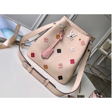 Kabelka Louis Vuitton Lockme m53081