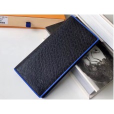 Kožená peněženka Louis Vuitton Taiga Brazza m30558