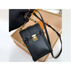 Louis Vuitton Epi kožená taška na mobil řetízek černá m44184